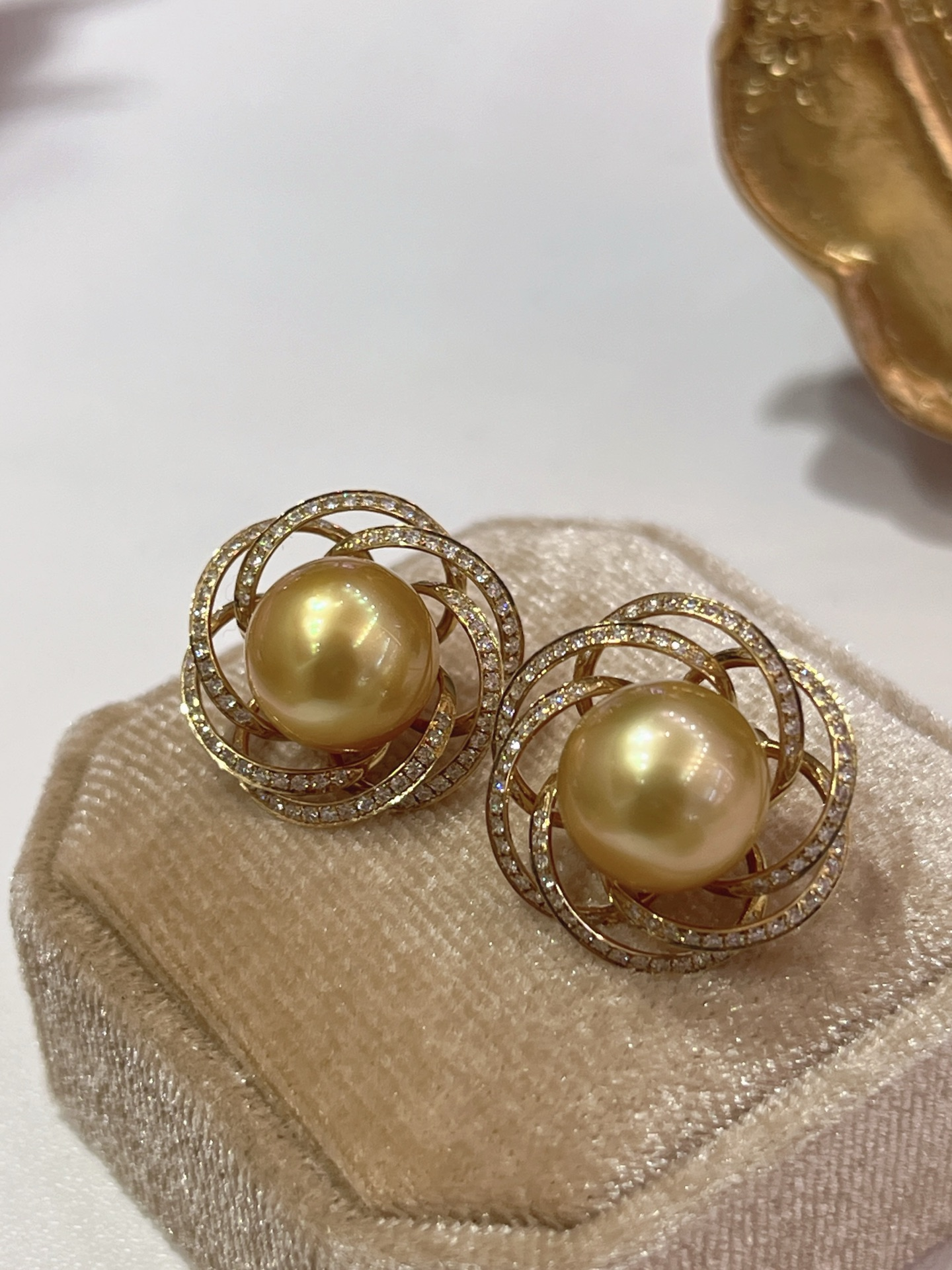 18K Yellow Gold Natural Diamond Set — Bead-Set Design Necklace, Ring, and Stud Earrings